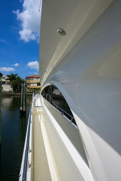 2005 Marquis 65 Motor Yacht