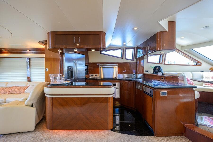 2005 Marquis 65 Motor Yacht