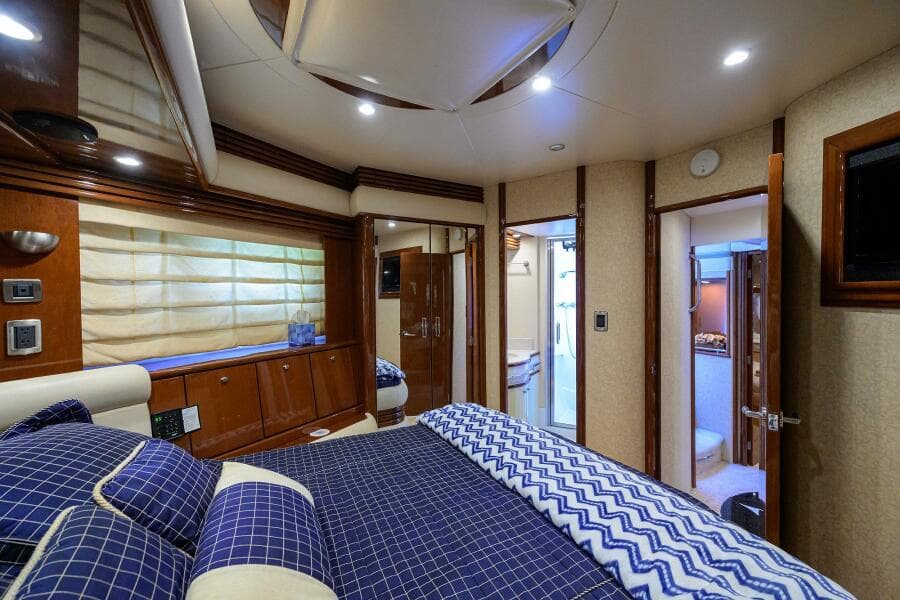 2005 Marquis 65 Motor Yacht