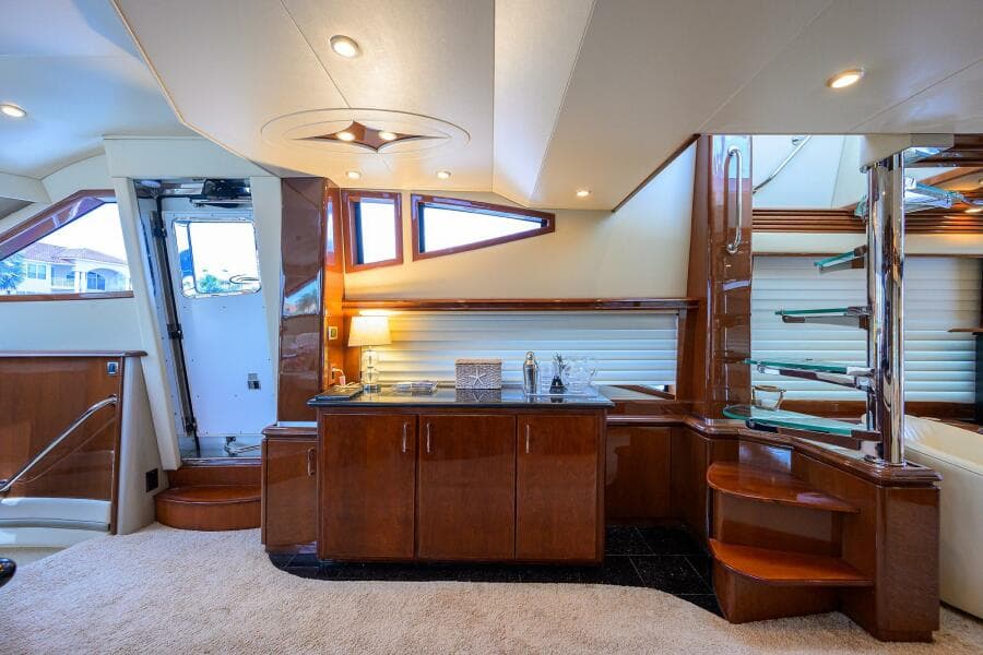 2005 Marquis 65 Motor Yacht