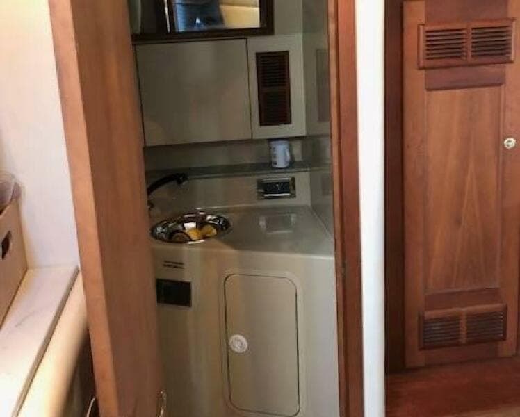 2001 Rampage 30 Express