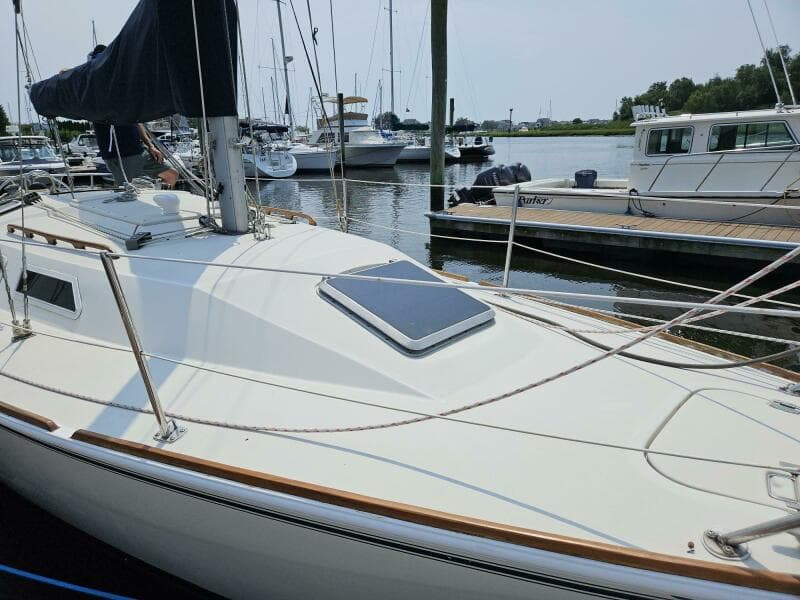 1986 Pearson Auxiliary Sloop