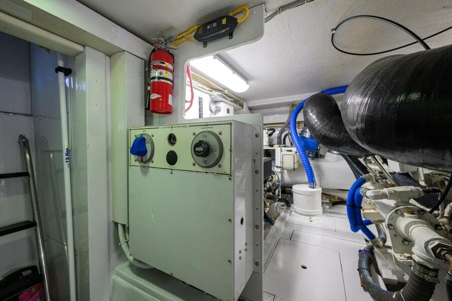 2001 Hatteras Convertible