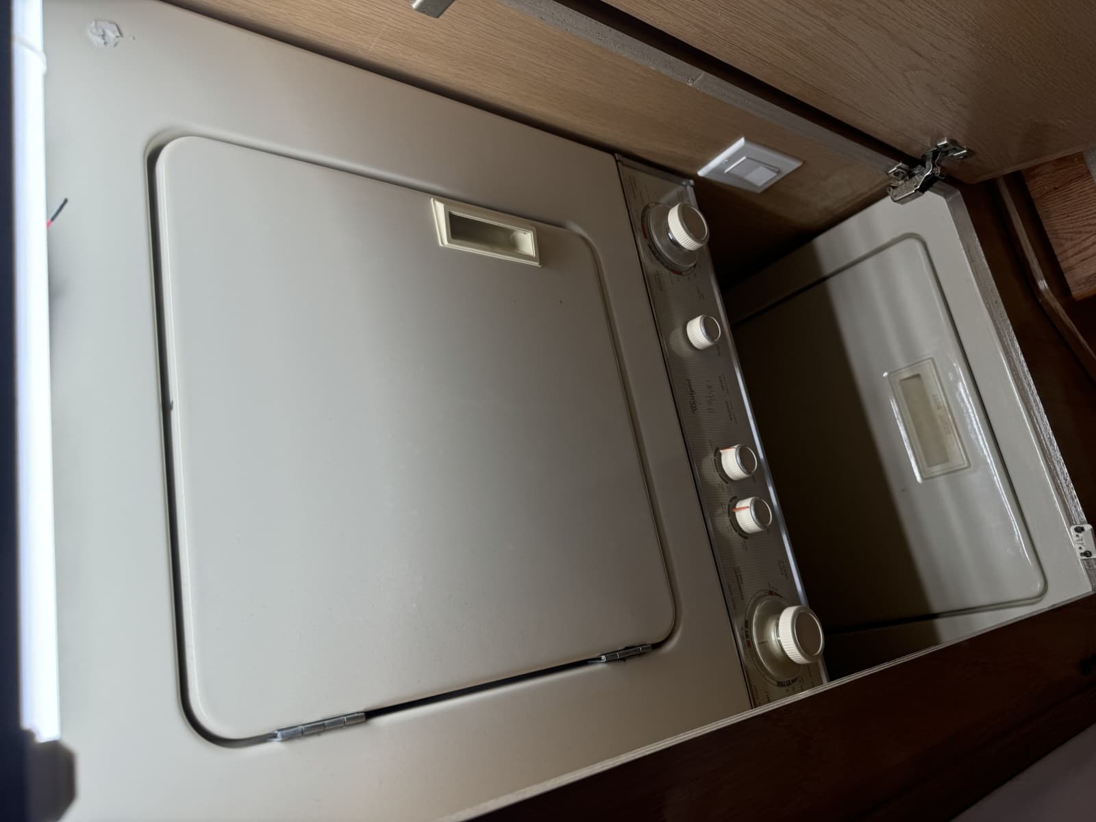1994 Hatteras 54 Yacht - Photo 27