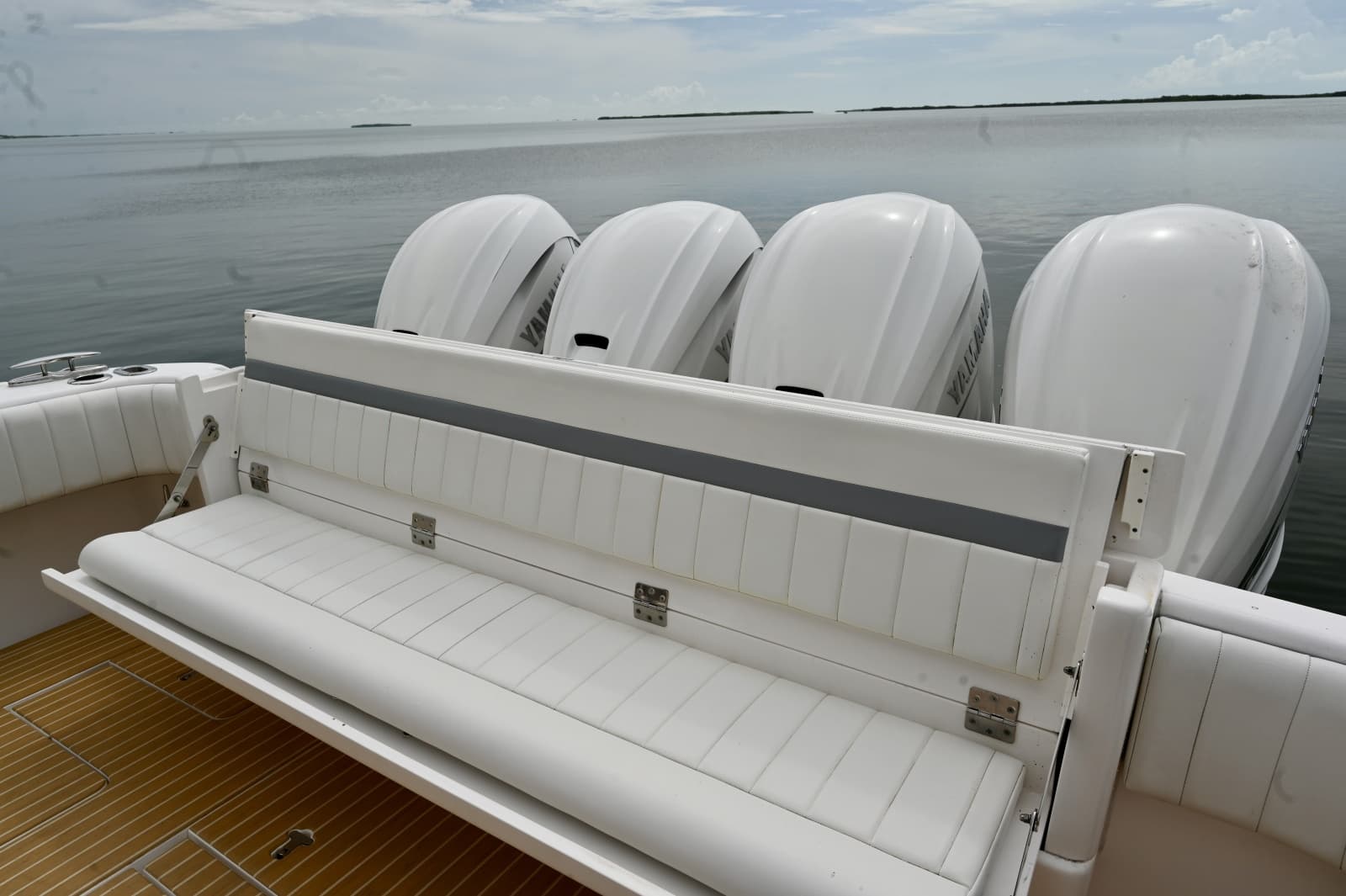 2019 Intrepid 475 Sport Yacht - Photo 6