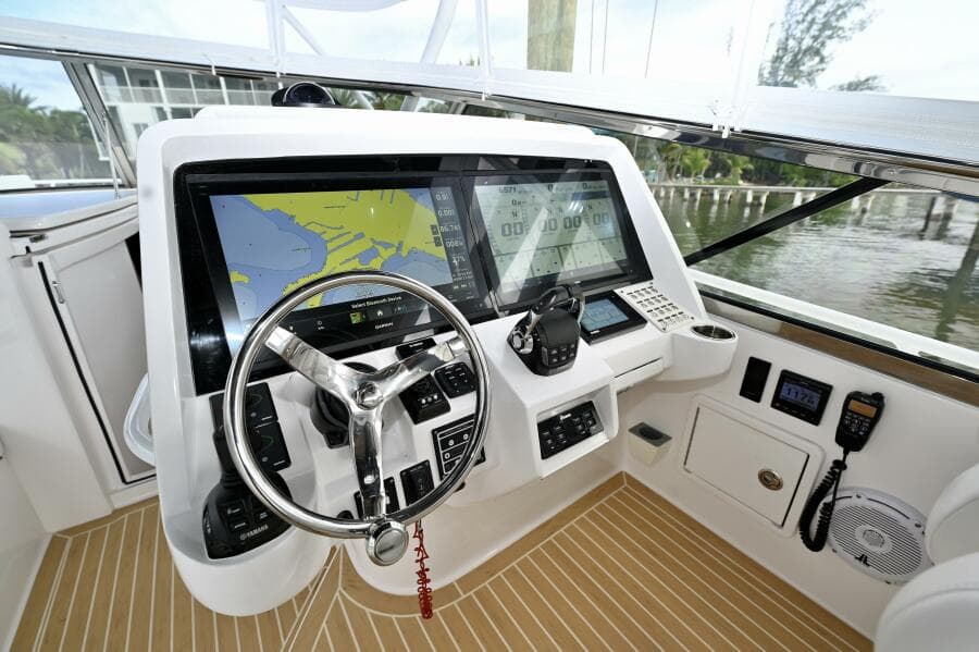 Helm Dashboard and Electronics