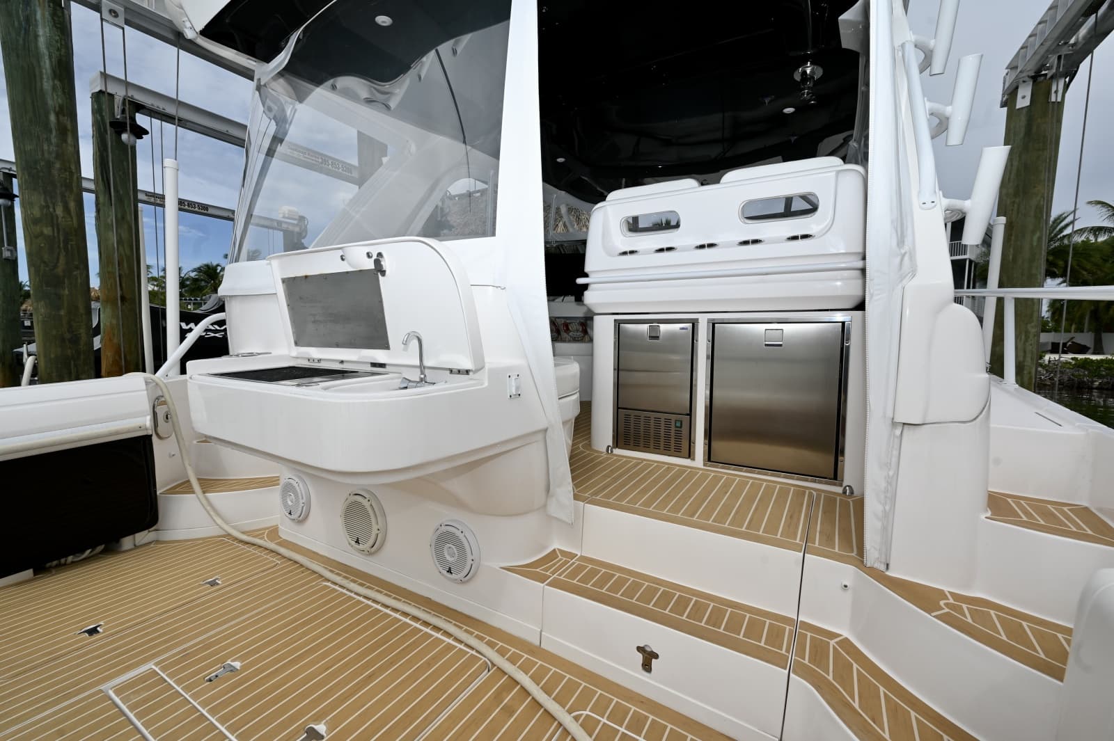 2019 Intrepid 475 Sport Yacht - Photo 7