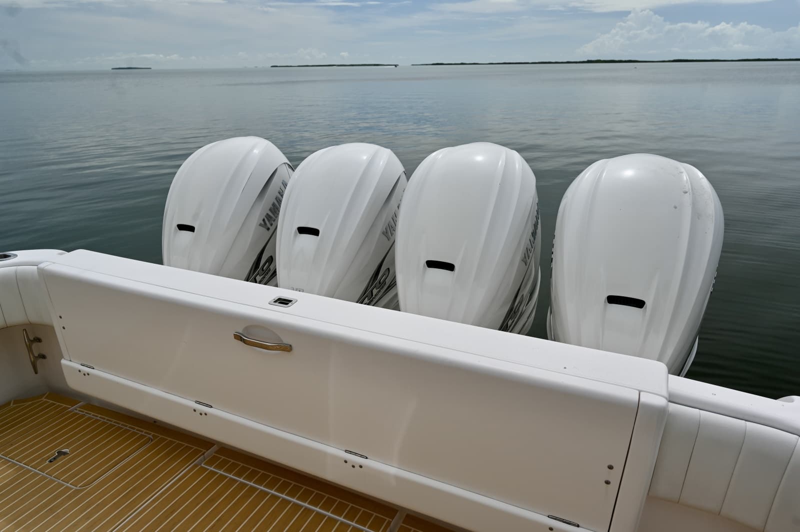 2019 Intrepid 475 Sport Yacht - Photo 5