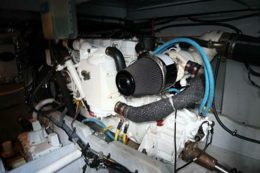 43 Meridian Sedan 411 - 