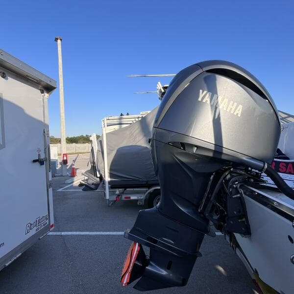 2013 Robalo R240 Center Console