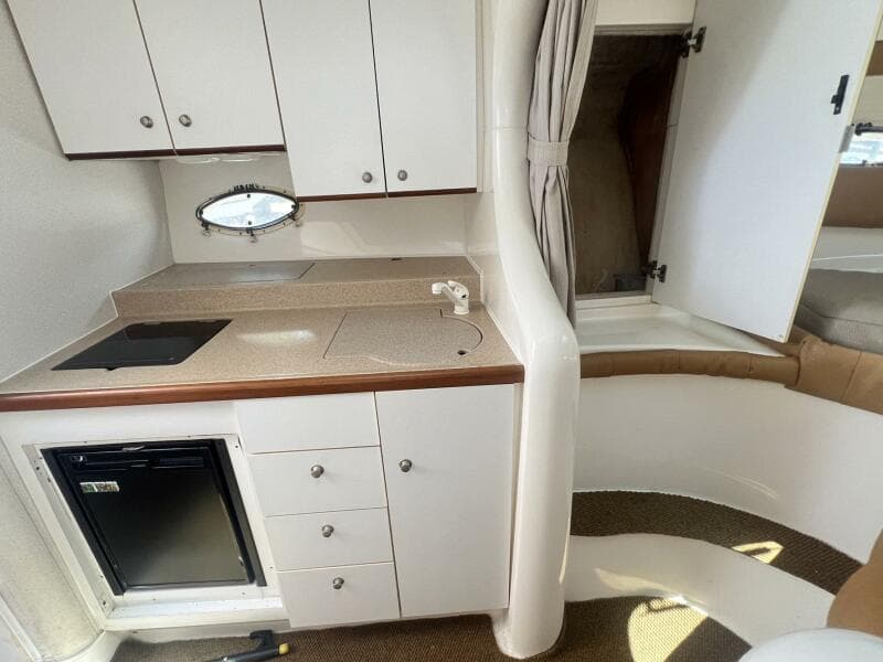 1996 Silverton 310 Express