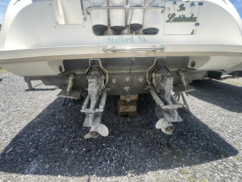 1996 Silverton 310 Express