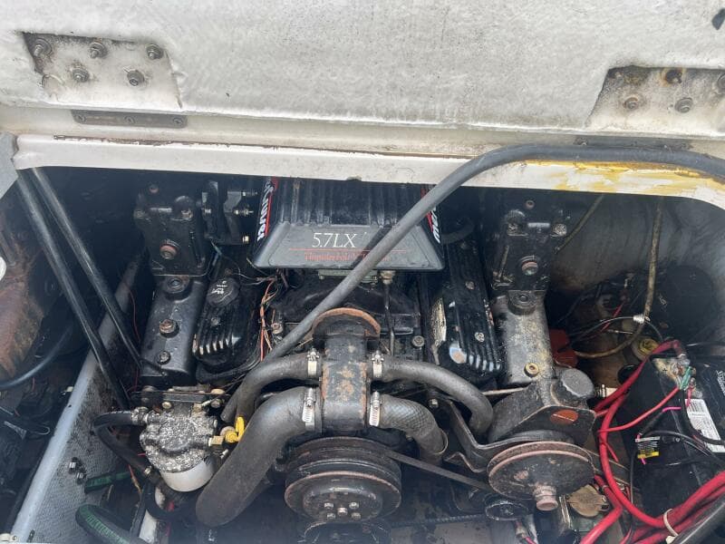 1996 Silverton 310 Express