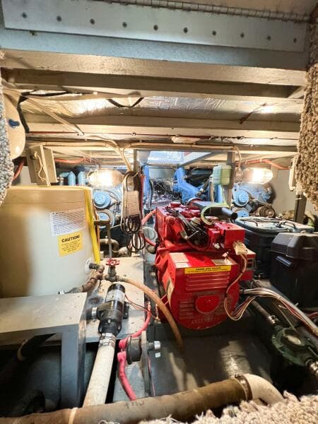 1987 Tollycraft 34 Sedan Sport