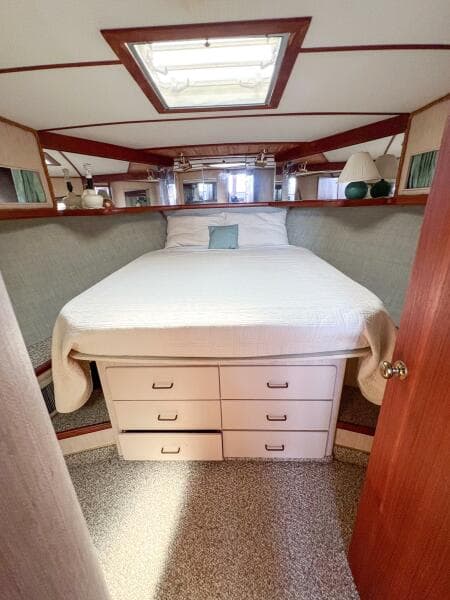 1987 Tollycraft 34 Sedan Sport