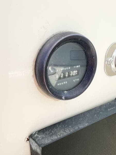 1987 Tollycraft 34 Sedan Sport