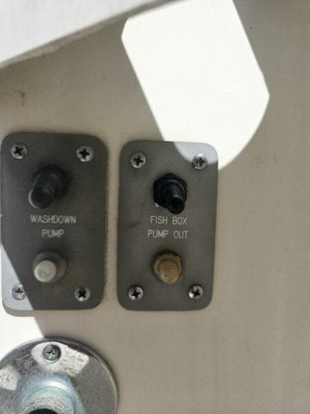 1995 Pursuit 2600 CC