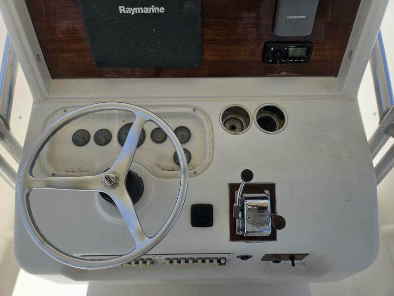 1995 Pursuit 2600 CC