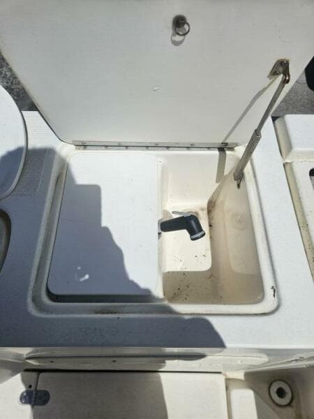 1995 Pursuit 2600 CC