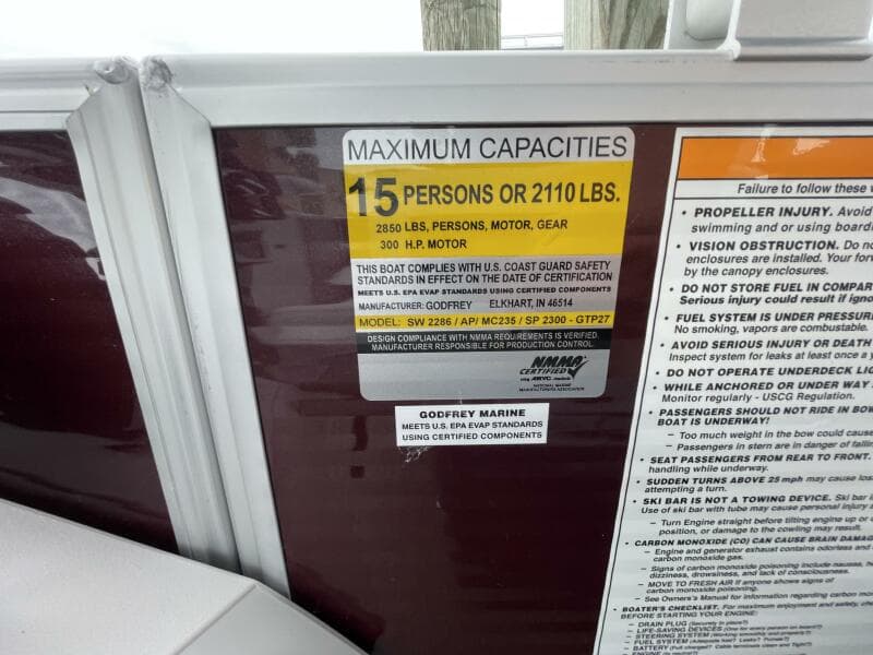 2024 Godfrey Sweetwater 2286 Split Bench