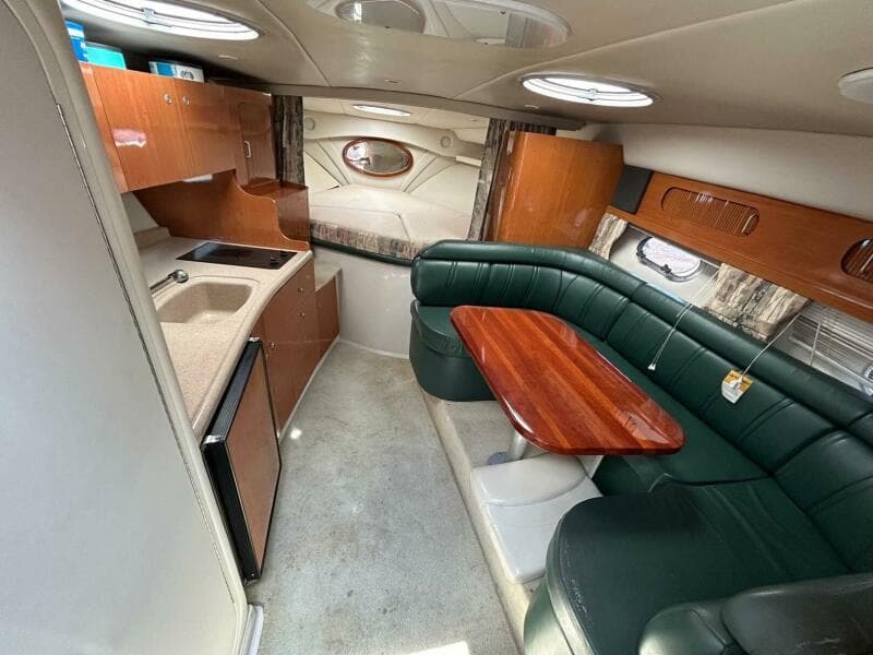 2001 Four Winns 328 Vista