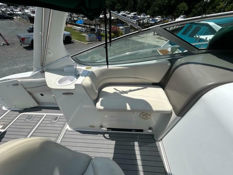 2001 Four Winns 328 Vista