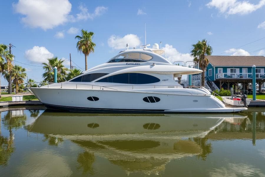 2007 Lazzara 74 Motor Yacht Kathleen
