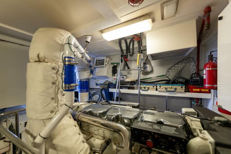 2007 Lazzara 74 Motor Yacht Kathleen