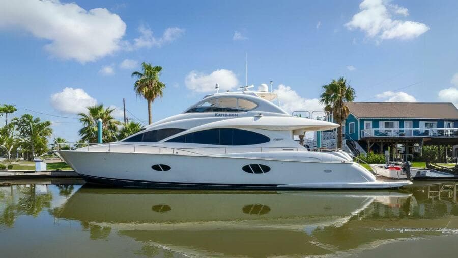 2007 Lazzara 74 Motor Yacht Kathleen