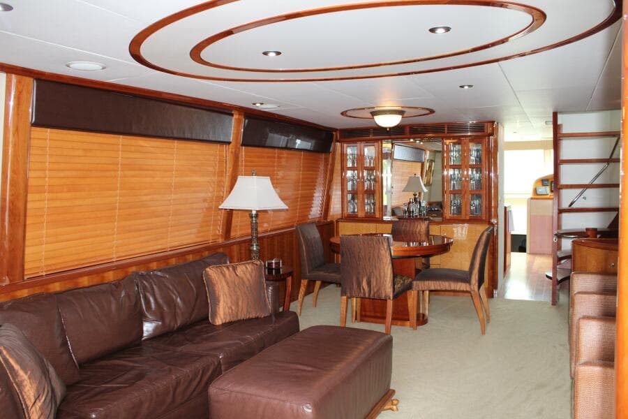 2007 Lazzara 74 Motor Yacht Kathleen