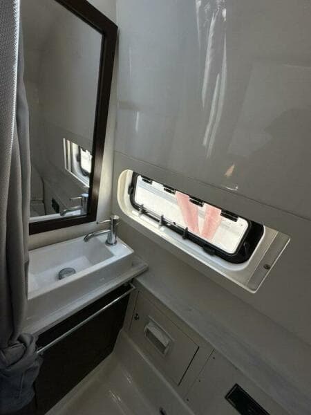 2021 Pursuit 428 Sport