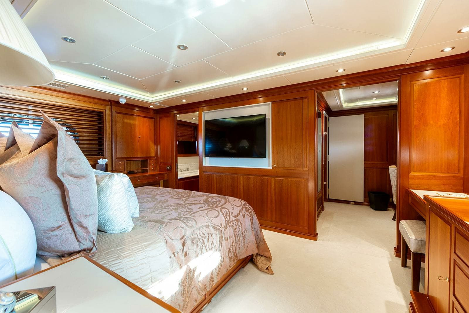 1996 Perini Navi Custom - Photo 17