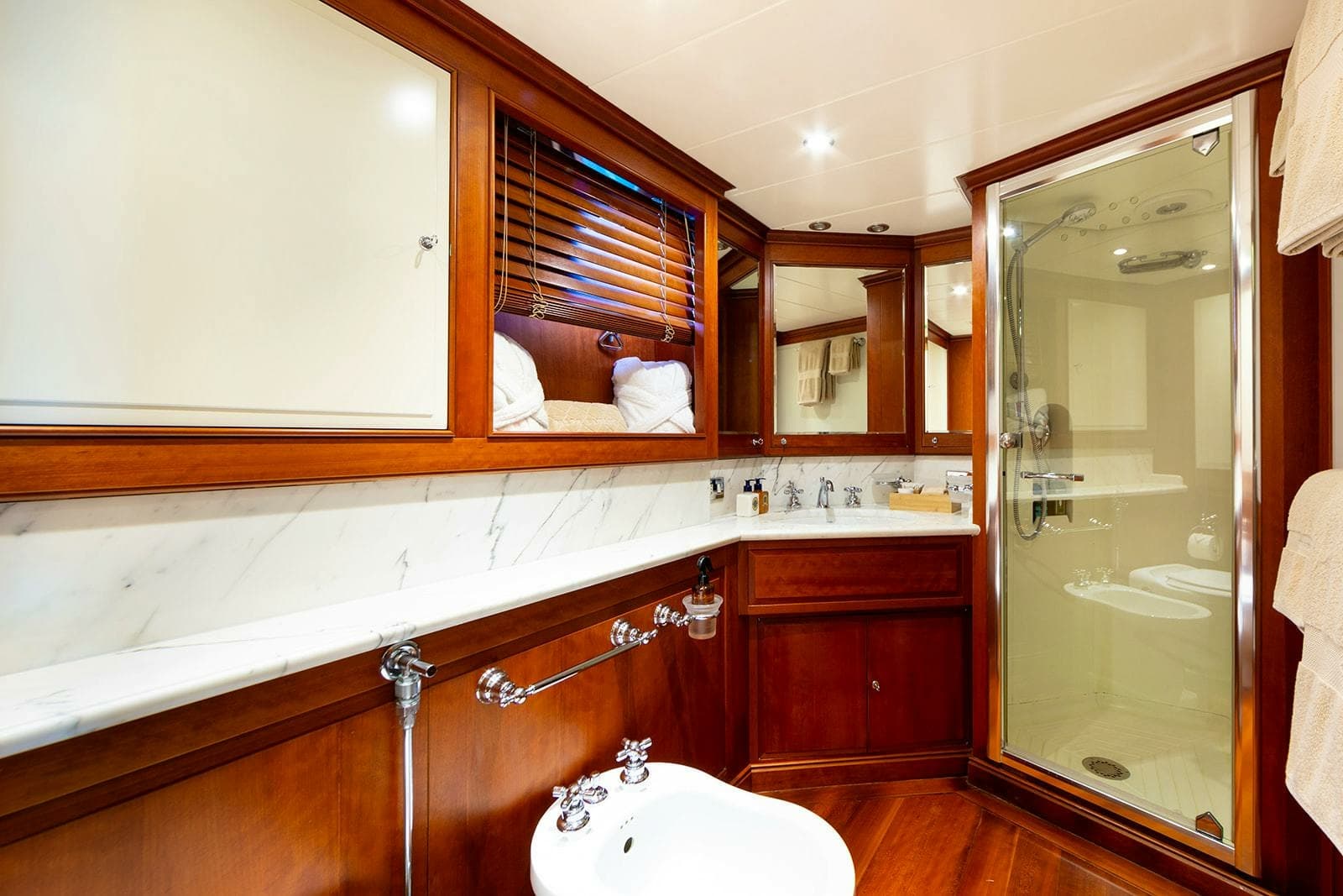 1996 Perini Navi Custom - Photo 20