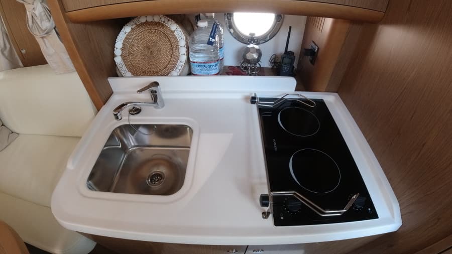 2016 Beneteau Gran Turismo 35