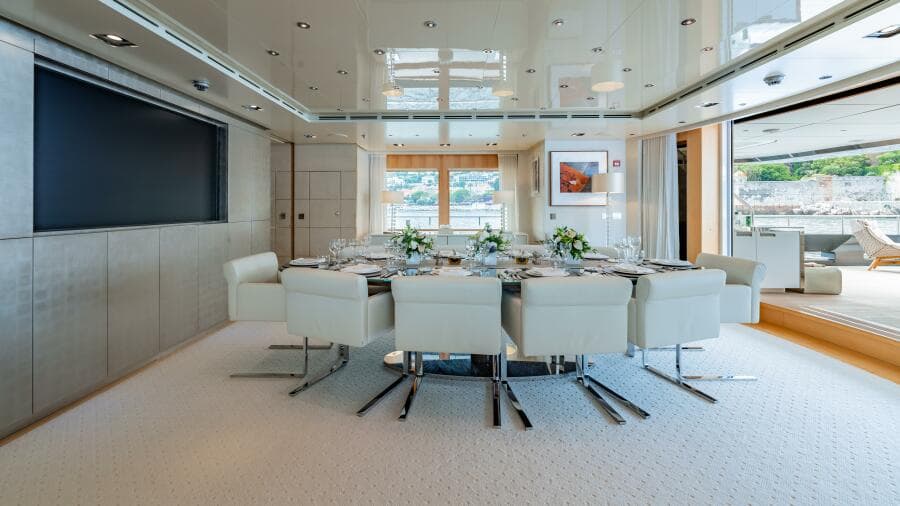 Loon 221' Main Deck Salon Dining Area