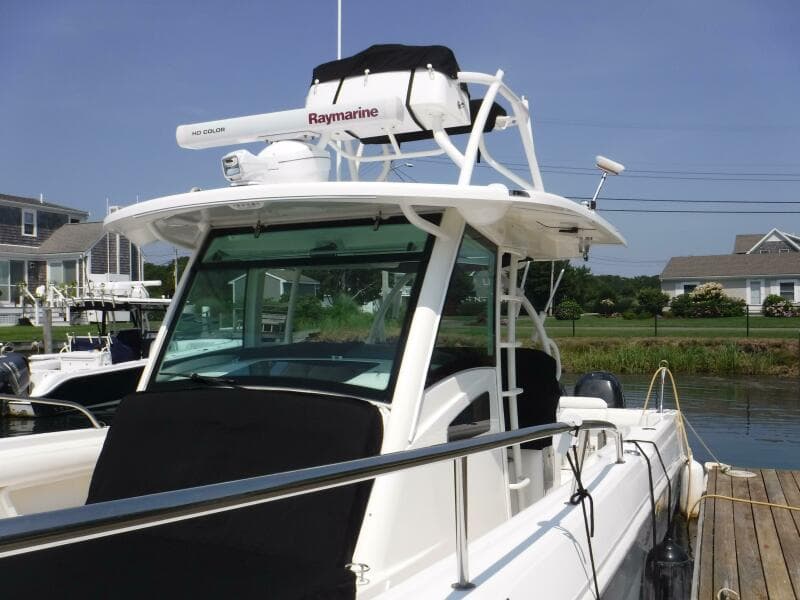 2014 Boston Whaler 370 Outrage