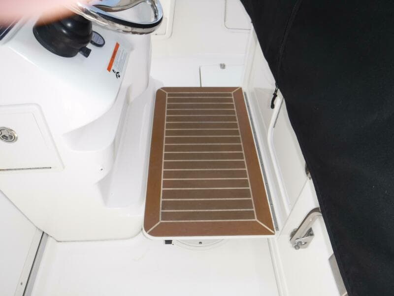 2014 Boston Whaler 370 Outrage