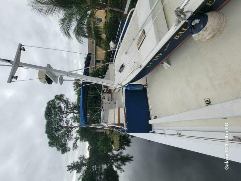 1987 Marine Trader Wide Body