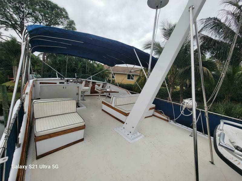 1987 Marine Trader Wide Body