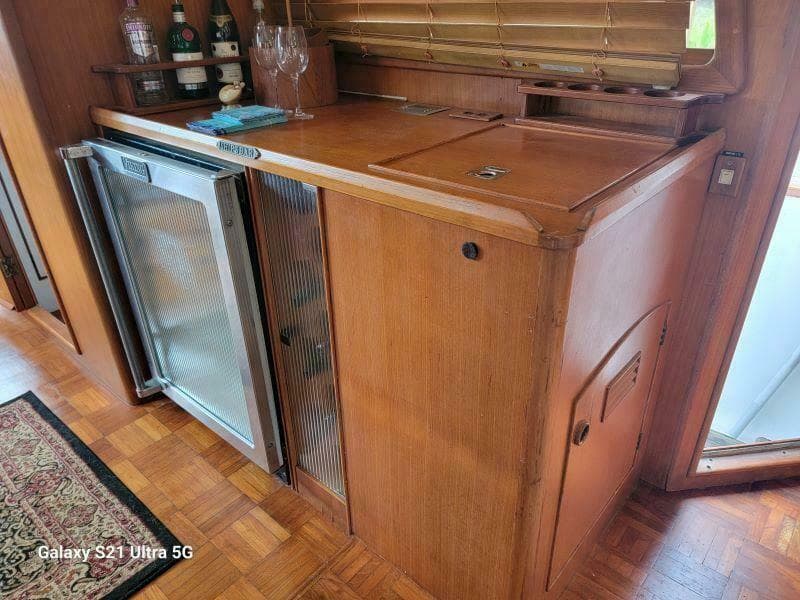 1987 Marine Trader Wide Body