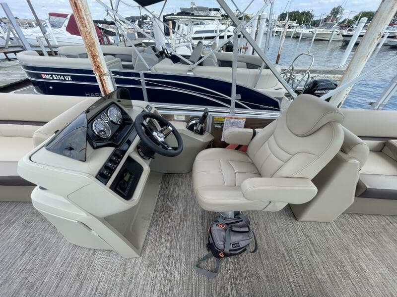 2024 Godfrey Sweetwater 2286 Split Bench