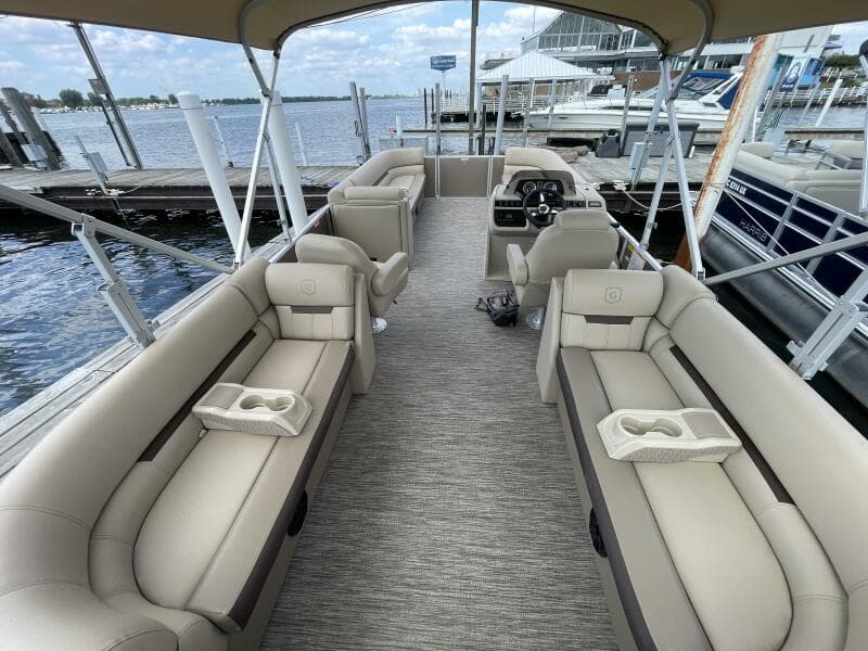 2024 Godfrey Sweetwater 2286 Split Bench