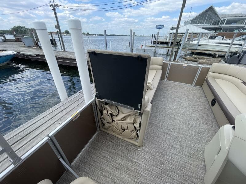 2024 Godfrey Sweetwater 2286 Split Bench