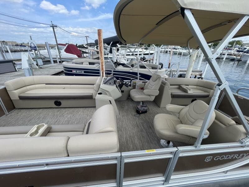 2024 Godfrey Sweetwater 2286 Split Bench