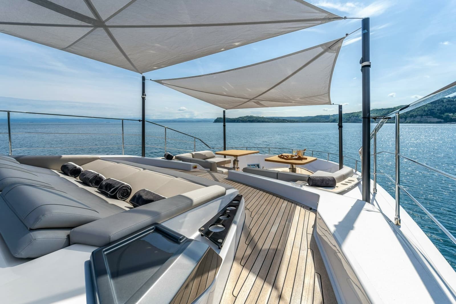 2023 Ferretti Yachts Ferretti 1000 - Photo 10