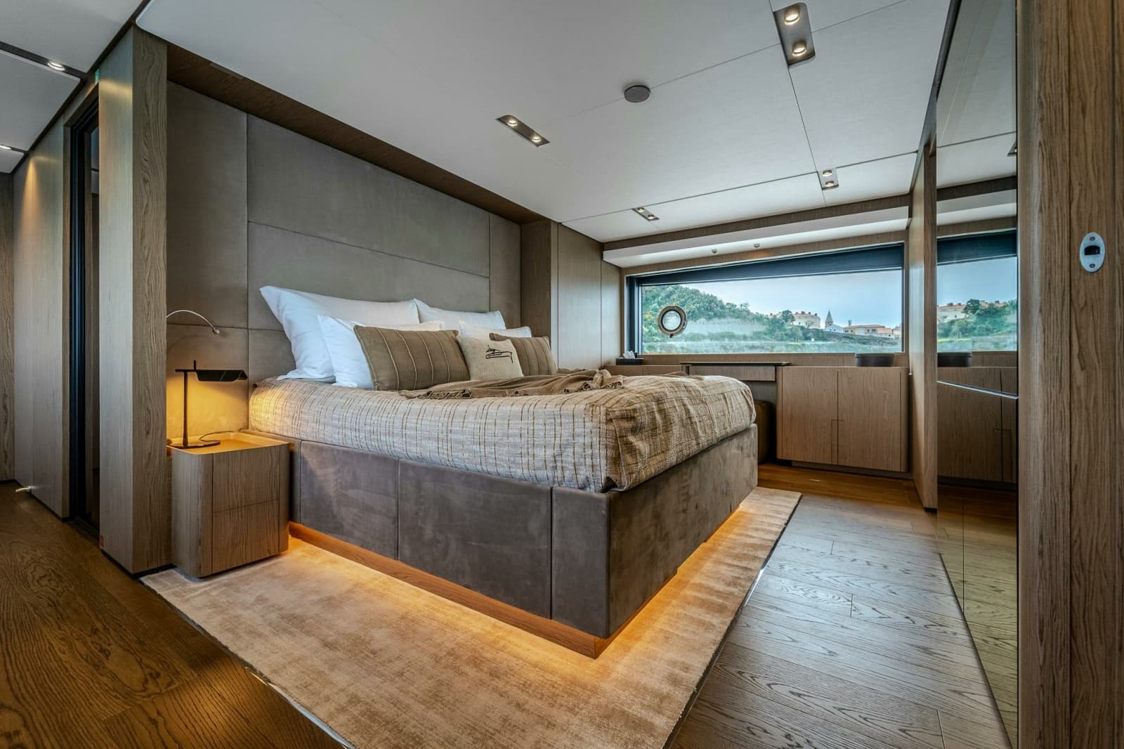 2023 Ferretti Yachts Ferretti 1000 - Photo 20