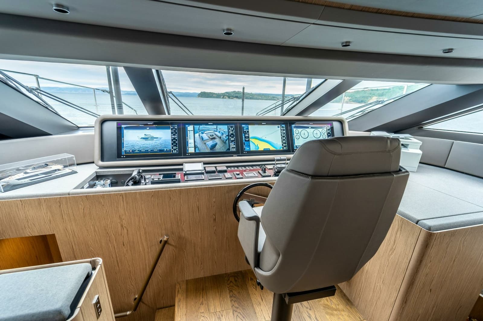 2023 Ferretti Yachts Ferretti 1000 - Photo 30