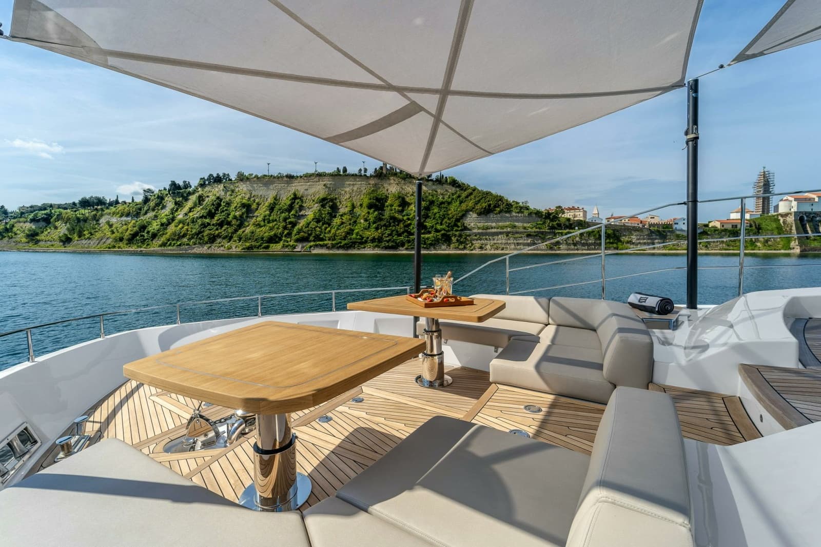 2023 Ferretti Yachts Ferretti 1000 - Photo 11