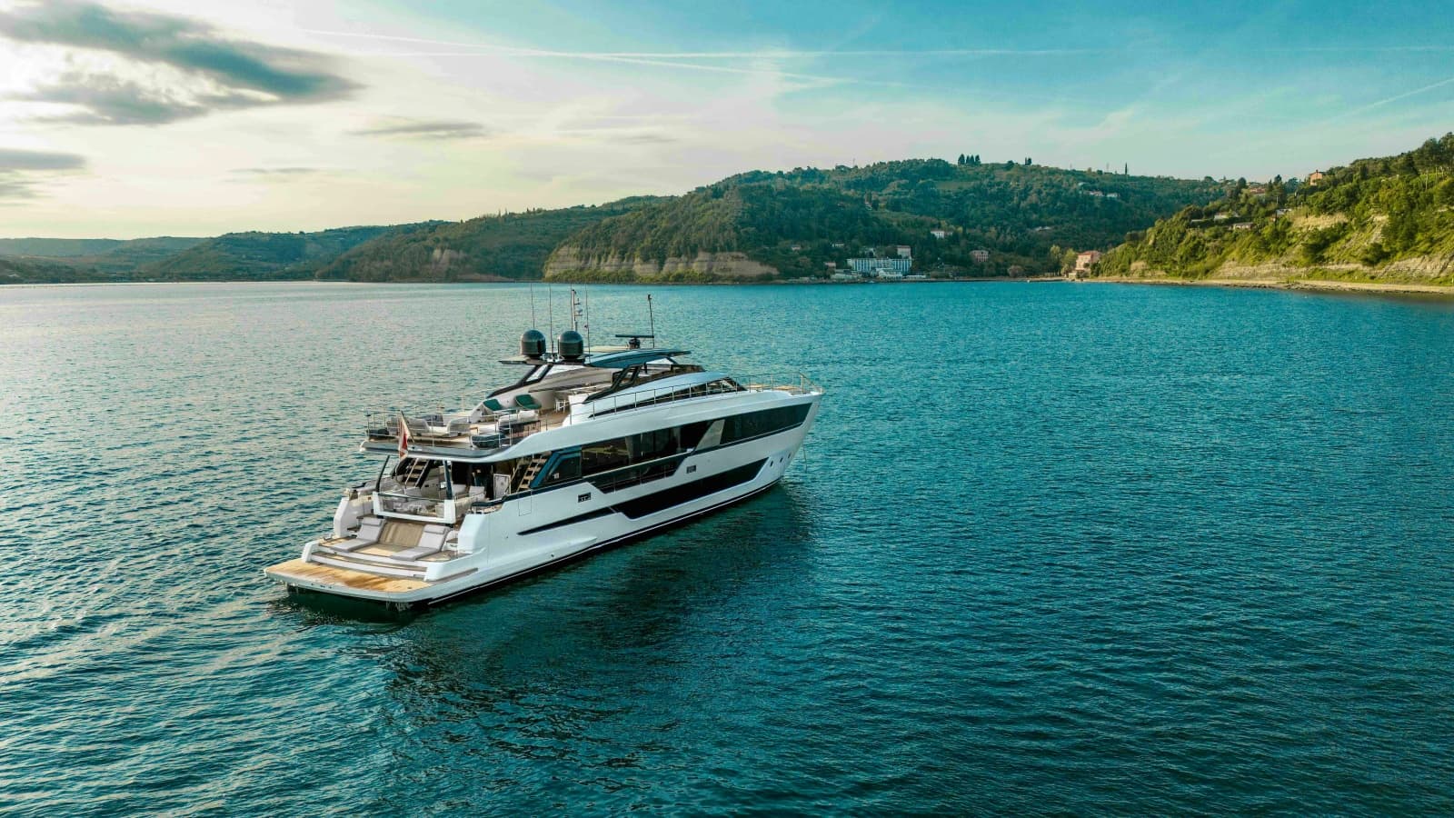 2023 Ferretti Yachts Ferretti 1000