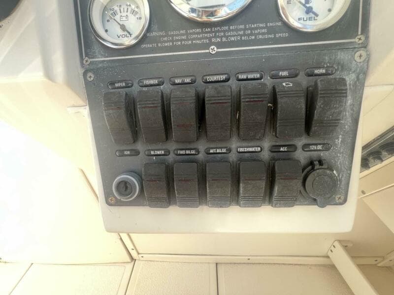 2005 Shamrock 220 Predator